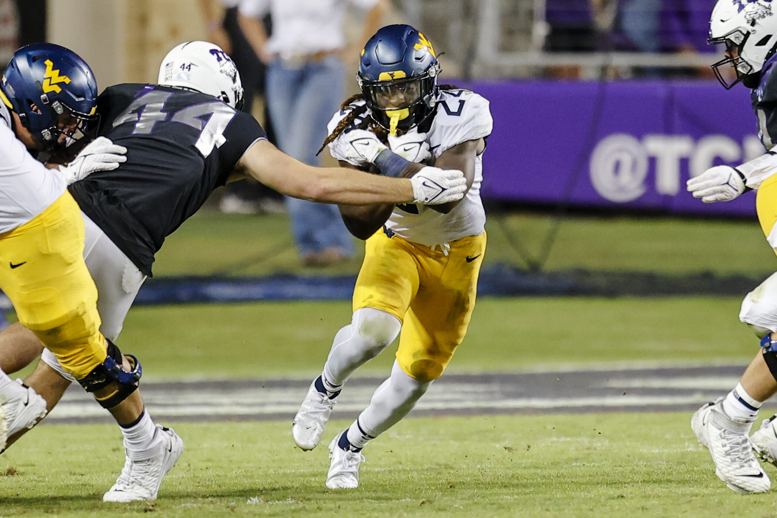 WVU FOOTBALL NOTEBOOK: Offensive line, emergence of Tony Mathis reasons for improved running game against TCU